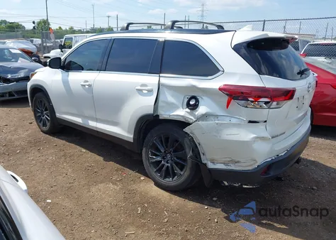 2019 Toyota Highlander Se из США, поврежденный, VIN 5TDJZRFH7KS994268